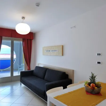 Quiet Retreat In The Heart Of Appartamento Bibione