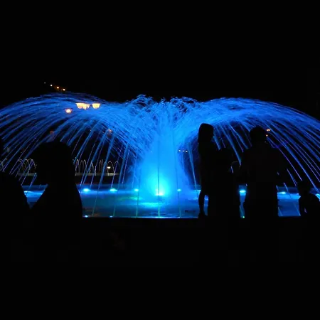 Quiet Retreat In The Heart Of * Бібіоне