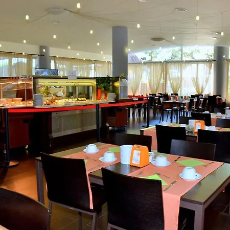 Quiet Retreat In The Heart Of