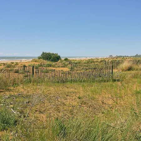 Апартаменти Quiet Retreat In The Heart Of