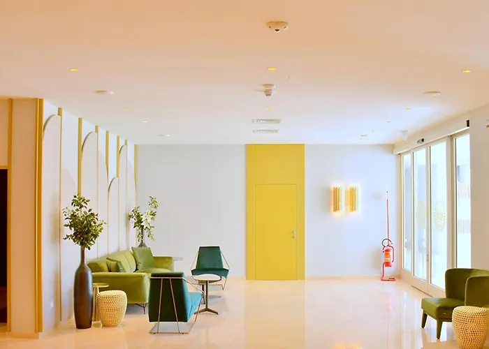 Апартаменти Quiet Retreat In The Heart Of *