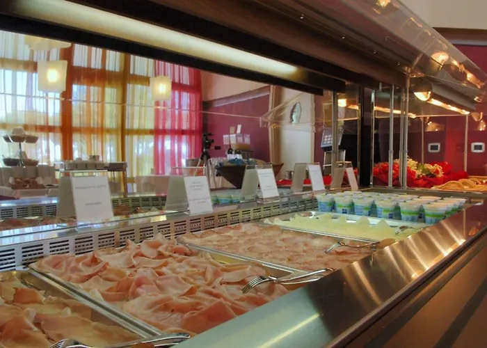 Quiet Retreat In The Heart Of 아파트